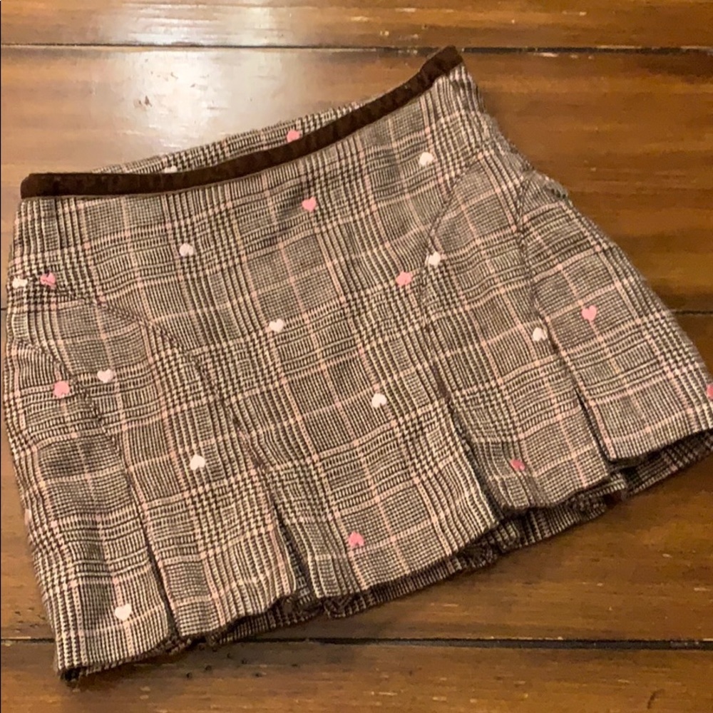 Old Navy plaid skirt, size 7, heart details